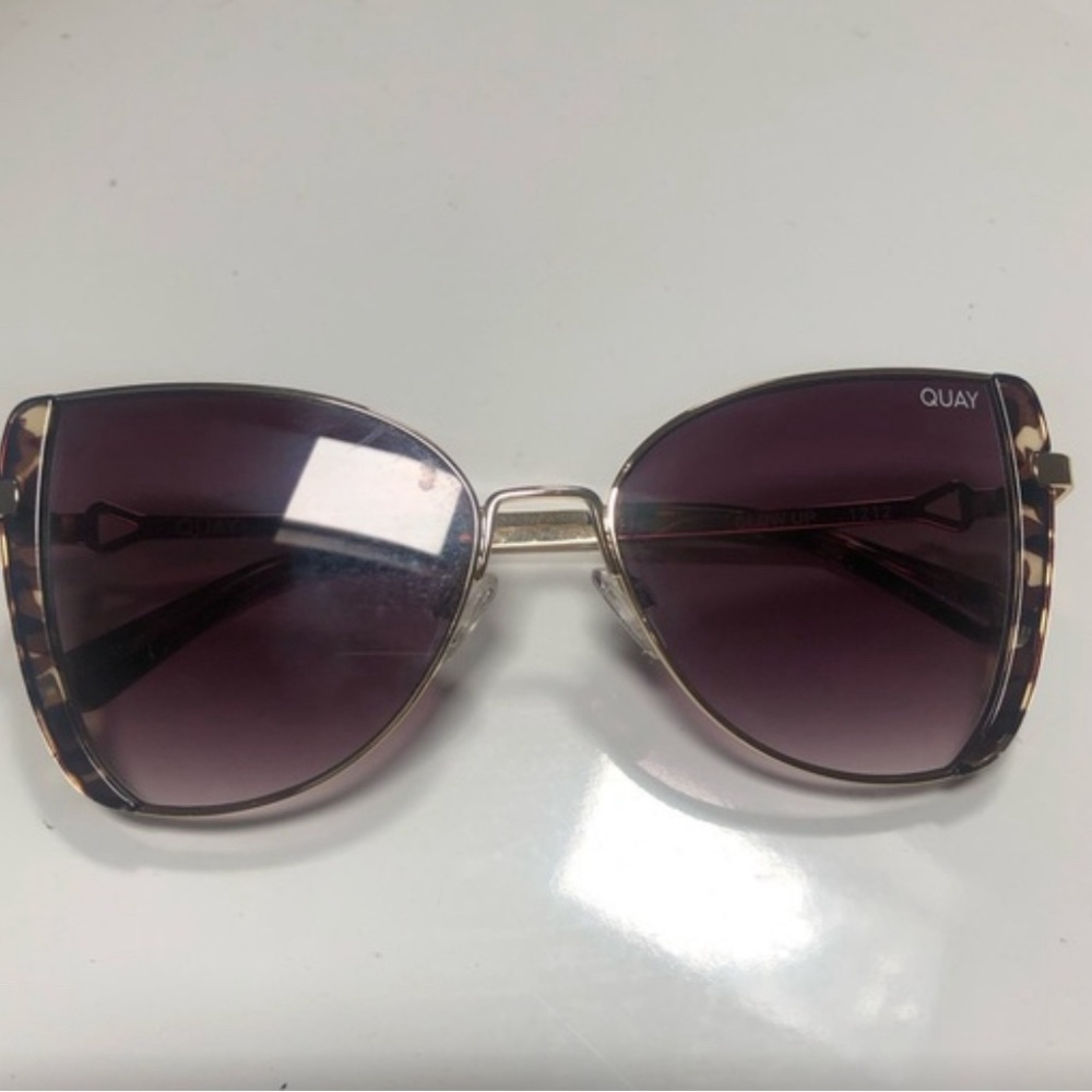 Quay Australia Glow Up sunglasses